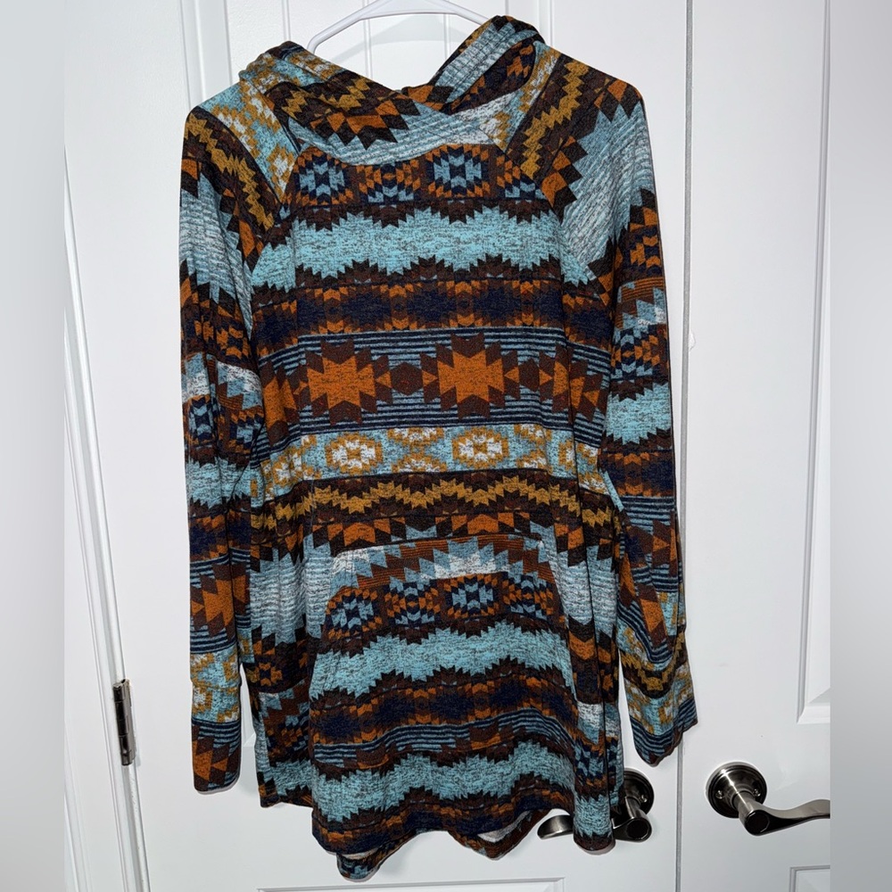 LuLaRoe Multicolor Geometric Long Sleeve Top
